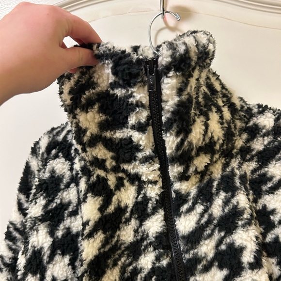 🐆3/$15 NWT SO houndstooth jacket - Picture 3 of 9